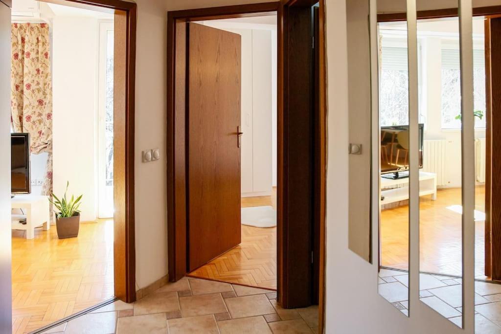Nn Apartment Скопие Екстериор снимка
